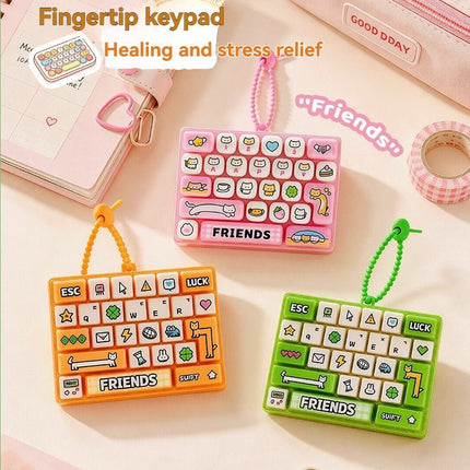 26-key keyboard keychain, bag charm, stress reliever toy, cute gift, pixel keychain, novelty gift, Australia, fun accessory, quirky keyring, retro gaming charm - Green - Size 26 pendants