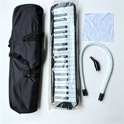 32-key melodica, 37-key melodica, student melodica, beginner melodica, musical instrument, music education, portable instrument, Australian students, classroom music - Green - Size 37