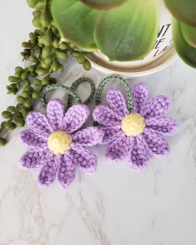Crochet Daisy Auto Parts Women Cute Rearview Mirror Charm Crafted Daisy Flower Gift Crochet Lovers Car – product detail