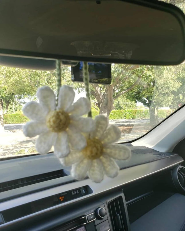 Crochet Daisy Auto Accessories Women Cute Rearview Mirror Charm Crafted Daisy Flower Gift Crochet in White