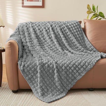 Updated Grey Throw Blanket for Couch and Bed- Super Soft and Warm 3D Checkered Fluffy Fuzzy Fleece Blanket, Luxurious Plush Cozy Blanket for Room Decor Spring - Gray - Size 120cm*200cm