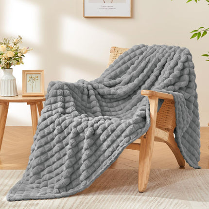 Updated Grey Throw Blanket for Couch and Bed- Super Soft and Warm 3D Checkered Fluffy Fuzzy Fleece Blanket, Luxurious Plush Cozy Blanket for Room Decor Spring - Gray - Size 120cm*200cm