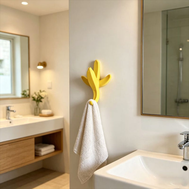 3D-printed banana wall hooks home decor yellow. V1195-VYY0086