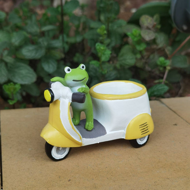 Cute Frog on Motorcycle Resin Planter (Green – product detail