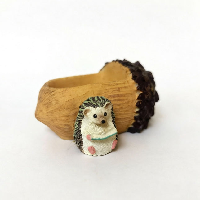 Creative Hedgehog Pinecone Resin Planter Mini Succulent Pot for Indoor & Outdoor Garden Decor