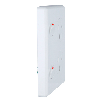 Clipsal Power Point 10A Double C2000 Series Vertical White | C2025V-WE