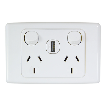 Clipsal Power Point 10A Single 2000 Series Horizontal White With USB | 2025USBC-WE