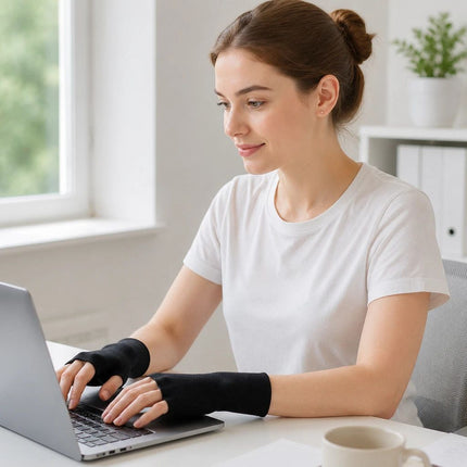 Half Finger Fingerless Gloves For Men & Women, Lightweight Single Layer Typing Support Gloves, Light Grey, Comfortable Wear For Office And Daily Used