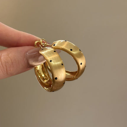 1 Pair Gold Brushed Black Polka Dot Hoop Earrings