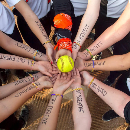 Glenmal 30 Pieces Softball Charm Bracelet Softball Gifts Baseball Party Favors Adjustable Inspirational Sport Ball Bracelet Handmade Rope Knot Bracelets for Girl Kid Teen Team Player Gift