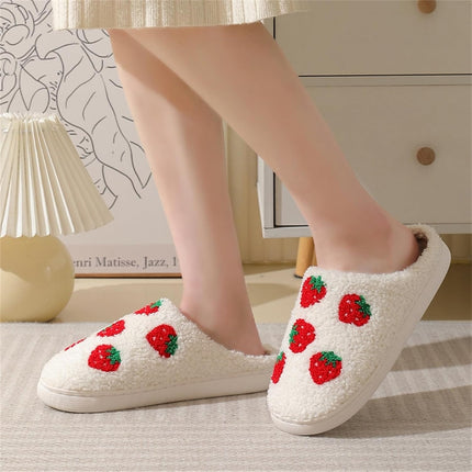 Women Slippers Cute Pattern Strawberry Slippers Warm Soft Bedroom Shoes Fuzzy Closed Toe Sandals Non Slip House Bedroom Slippers