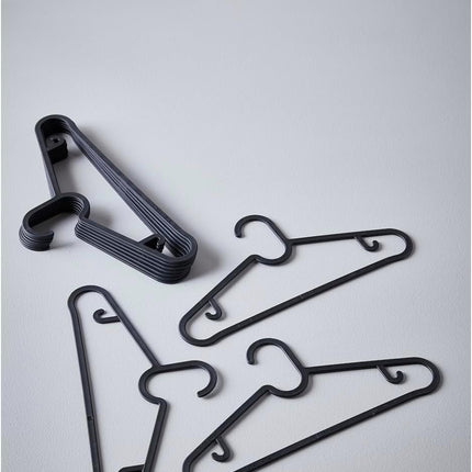 Hangers Flexible Sturdy Black (20 Pack)