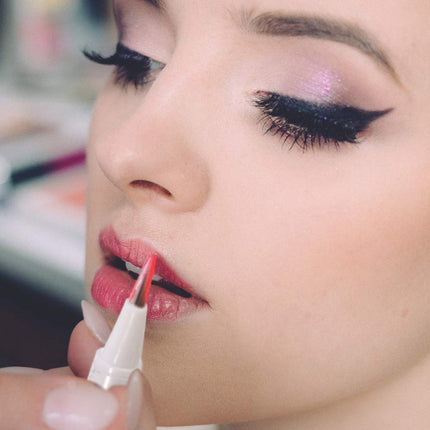 20 PCS Cuticle Oil Pens Transparent Twist Cosmetic Container Empty Nail Pen With Brush Tip Lip Gloss Refillable Eyelash Growth Liquid Tube 10 Transfer Pipettes 2 Stickers white-20 -