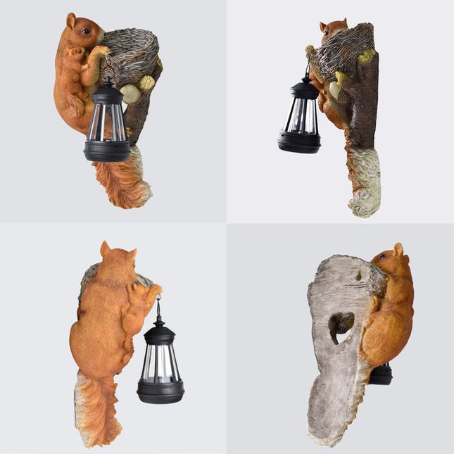 Retro Squirrel Lantern Solar-Powered Outdoor Wall Light Solar-Powered with Light Sensor Outdoor