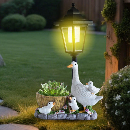 Creative Cute Duck Resin Flower Pot Solar Outdoor Light, Courtyard and Garden Decorative Ornament—Retro Lawn Ambiance Night Light, Multifunctional Flower Pot Ornament, Balcony Plant Decorative Floor Lamp