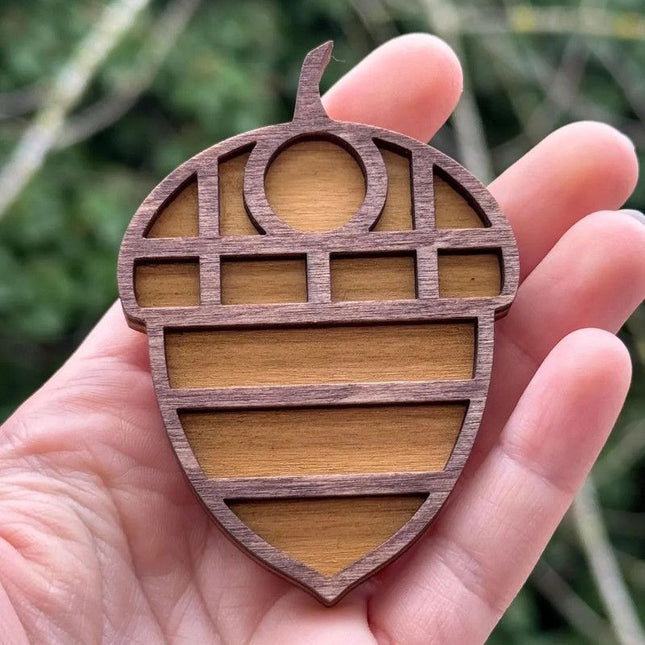 Wooden display stand for mini curiosities Nut – product detail