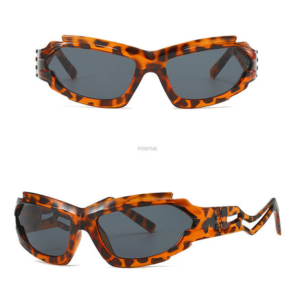Futuristic Sports Wrap Man Sunglasses - Bold Leopard Frames with UV Protection