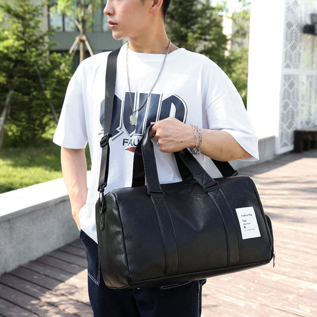 Black Men's Large-Capacity PU Leather Gym Bag – product detail