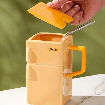 Green Creative Retro Refrigerator Ceramic Mug with Lid and Straw – 550ml Coffee Cup – Unique Gift for Couples or Office Use