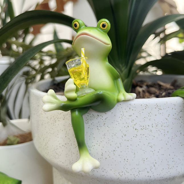 2 Pcs Green Realistic Frog with Legs Crossed Pot Hanger