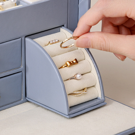 White Luxury PU Leather Jewelry Storage Box - 3-Tier Organizer with Mirror for Necklaces, Earrings, and Rings(Jewelry is a photo prop and is not included)