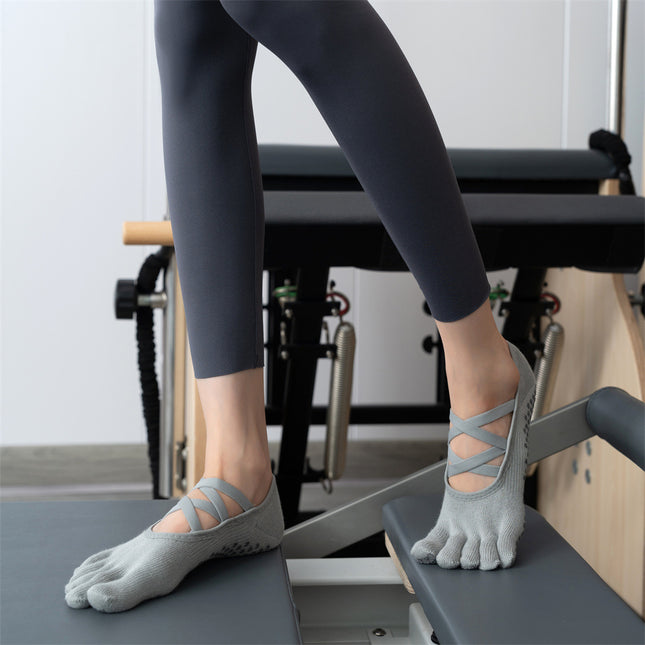 2 Pcs Brick Red Non-Slip Yoga Pilates Socks (Slip Silicone Grip)