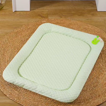 Green Breathable Cooling Pet Mat - Ice Bean Summer Bed for Small Dogs (M : 42x58cm)