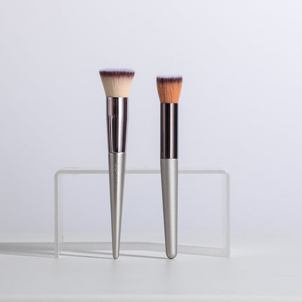 Pink 18-Piece Makeup Brush Set - Professional Synthetic Fiber Brushes with Wooden Handles for Flawless Beauty