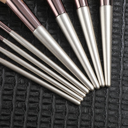 Pink 18-Piece Makeup Brush Set - Professional Synthetic Fiber Brushes with Wooden Handles for Flawless Beauty