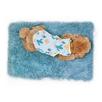 Blue Plush Pet Mat for Dogs and Cats - 50x70cm, Anti-Slip, Warm and Cozy for Autumn and Winter