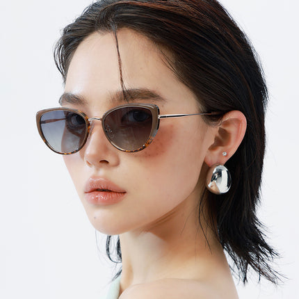 Pink Frame Chic Cat Eye Polarized Sunglasses for Women - Lightweight UV Protection Fashion Eyewear