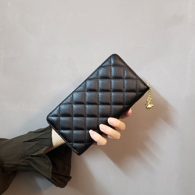 Black-Checkered Women's Classic Quilted Long Wallet