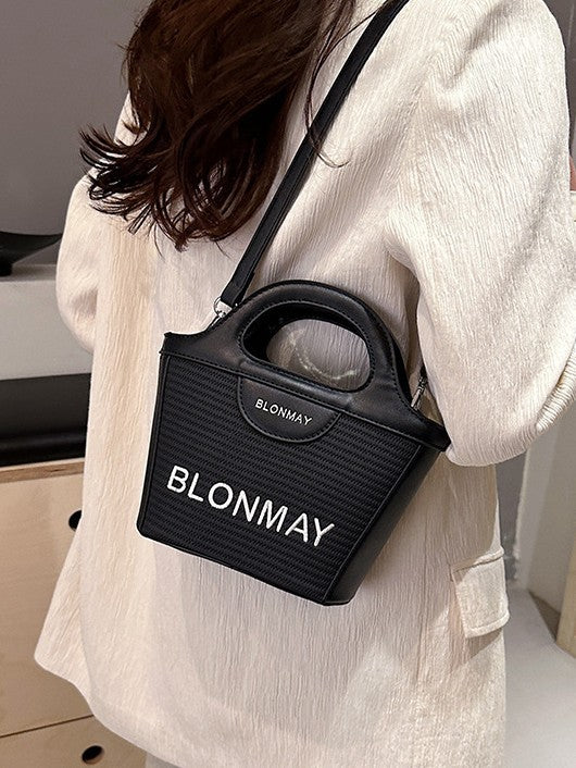 Small and lightweight black BLONMAY bucket bag perfect for everyday use – product detail