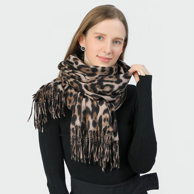 Stylish Animal Print Scarf – product detail