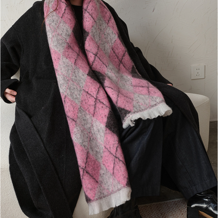 (Black+Pink)Two-Tone Argyle Pattern Scarf - Ladies' Warm Fashion Neckwear, 210x33cm