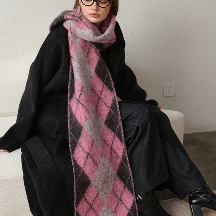 (Black+Pink)Two-Tone Argyle Pattern Scarf - Ladies' Warm Fashion Neckwear, 210x33cm