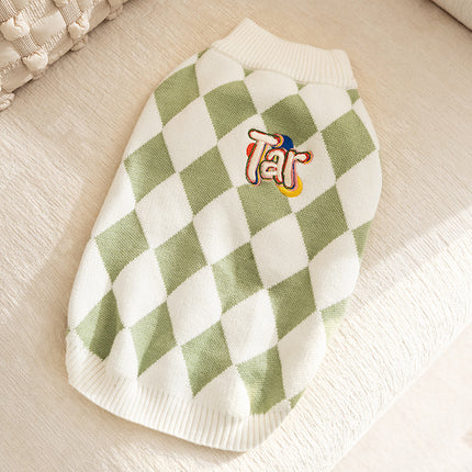 Classic Argyle Dog Sweater – design and finish