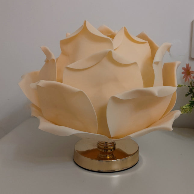 Champagne Elegant Lotus Flower Table Lamp – product detail