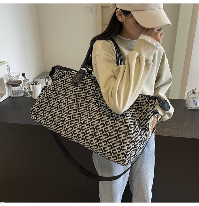 Black Stylish Geometric Pattern Travel Duffel Bag – product detail