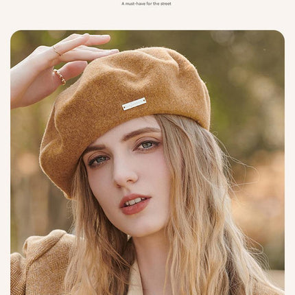 Green Elegant Wool Beret - Classic Warm Thick British Style Hat for Autumn & Winter