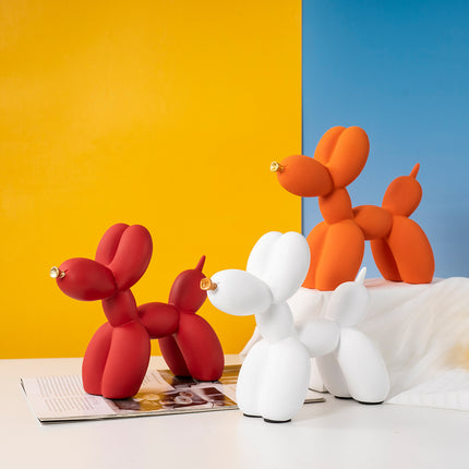 Gold Modern Resin Balloon Dog Sculpture – surface and form