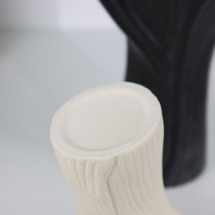 Beige Elegant Off-White Ceramic Vase – surface and form