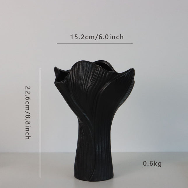Black Elegant Off-White Ceramic Vase