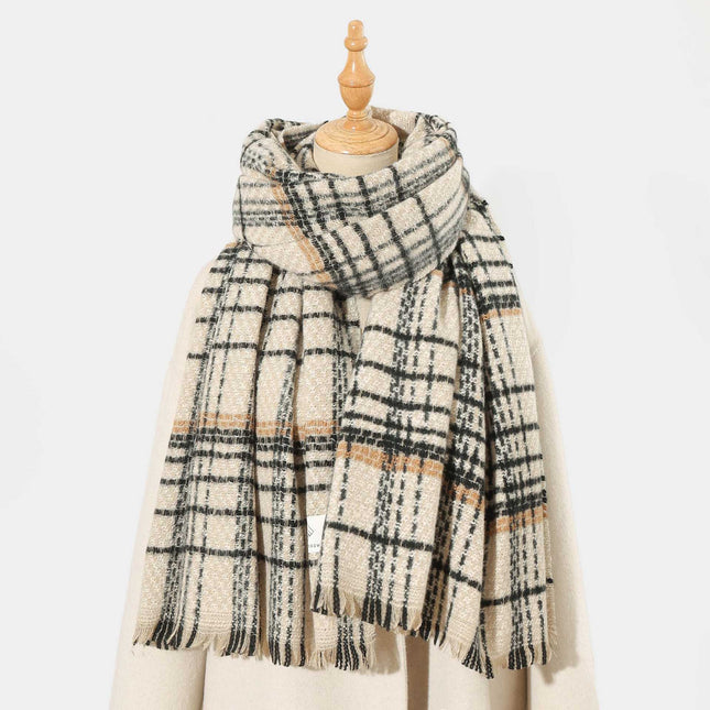 Beige Chic Plaid Winter Scarf