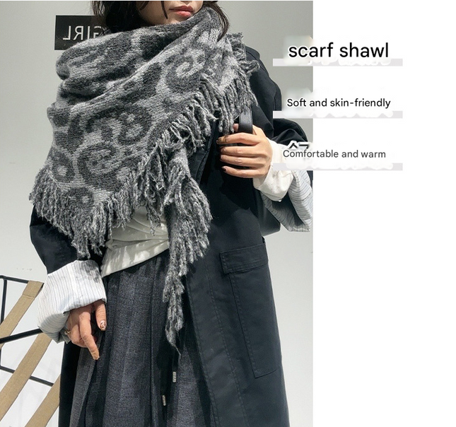 Black-white Luxurious Fringe Wool and Lambswool Scarf for Women – product detail