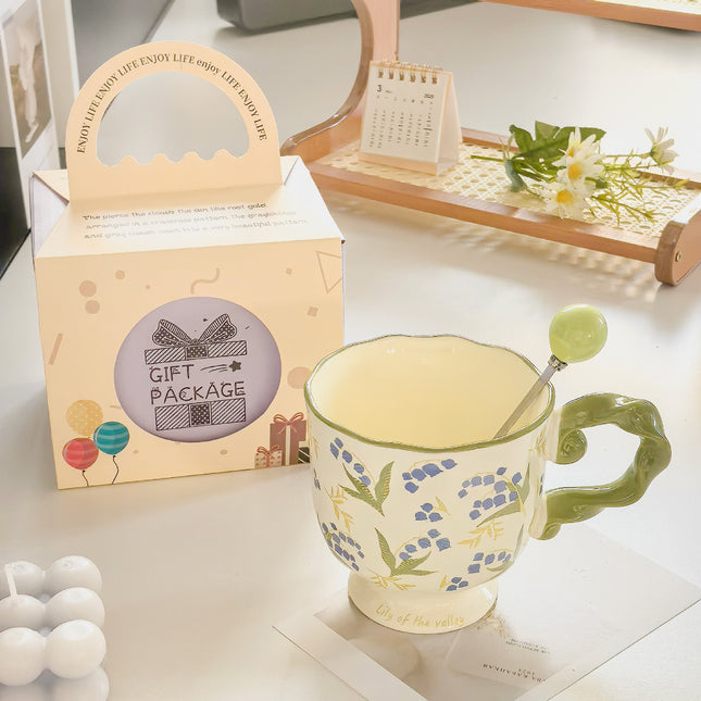 Elegant Ceramic Mug with Sculpted Handle 400ml Vintage Inspired Pedestal Design(Matcha Green)
