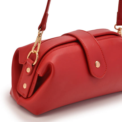 Red Chic Vintage Inspired PU Leather Crossbody Bag - Small Frame Doctor Style Purse with Adjustable Strap