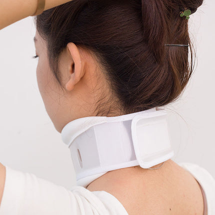 Size S White Adjustable Cervical Collar Neck Brace - Breathable Support for Pain Relief & Posture