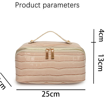 Black Chic Croc-Embossed Travel Makeup Case Large Capacity Cosmetic Organizer Bag