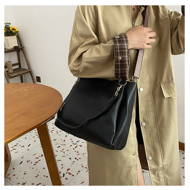 Black Chic 2-Piece Tote Bag Set – product detail